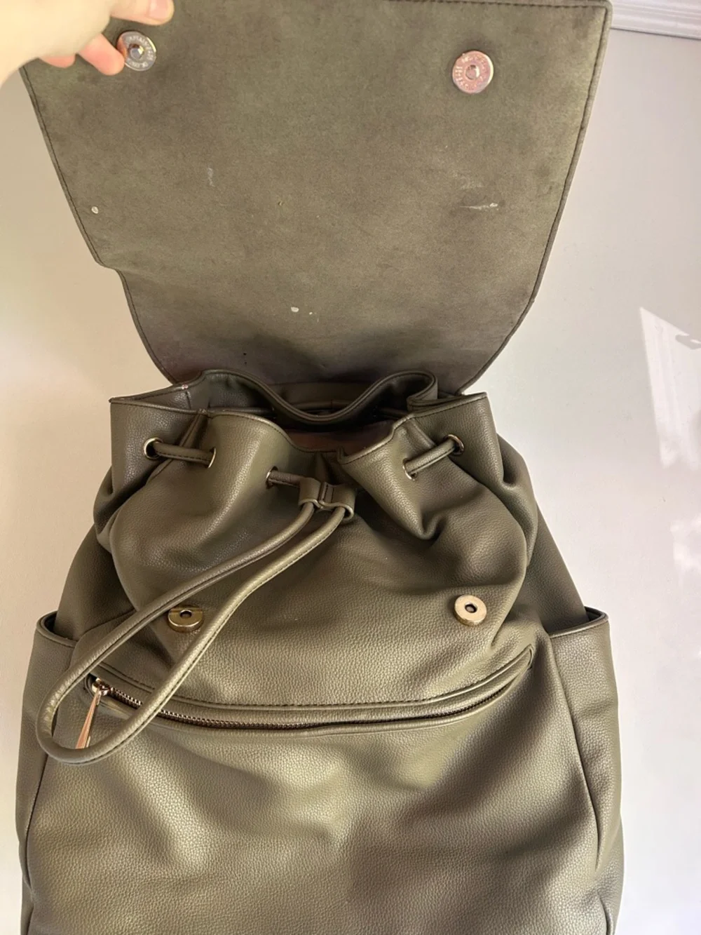 CoCo + Kiwi olive green